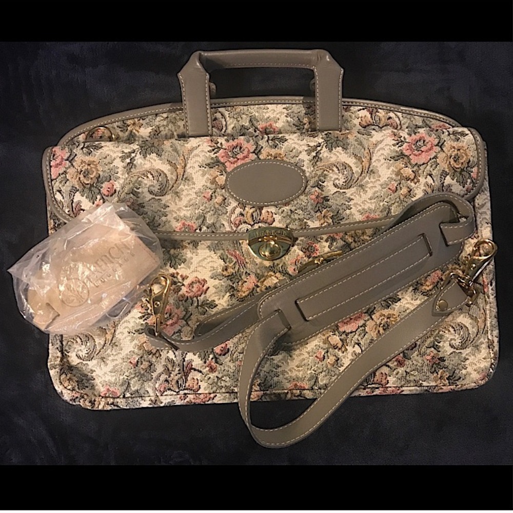 COPY - French luggage bag